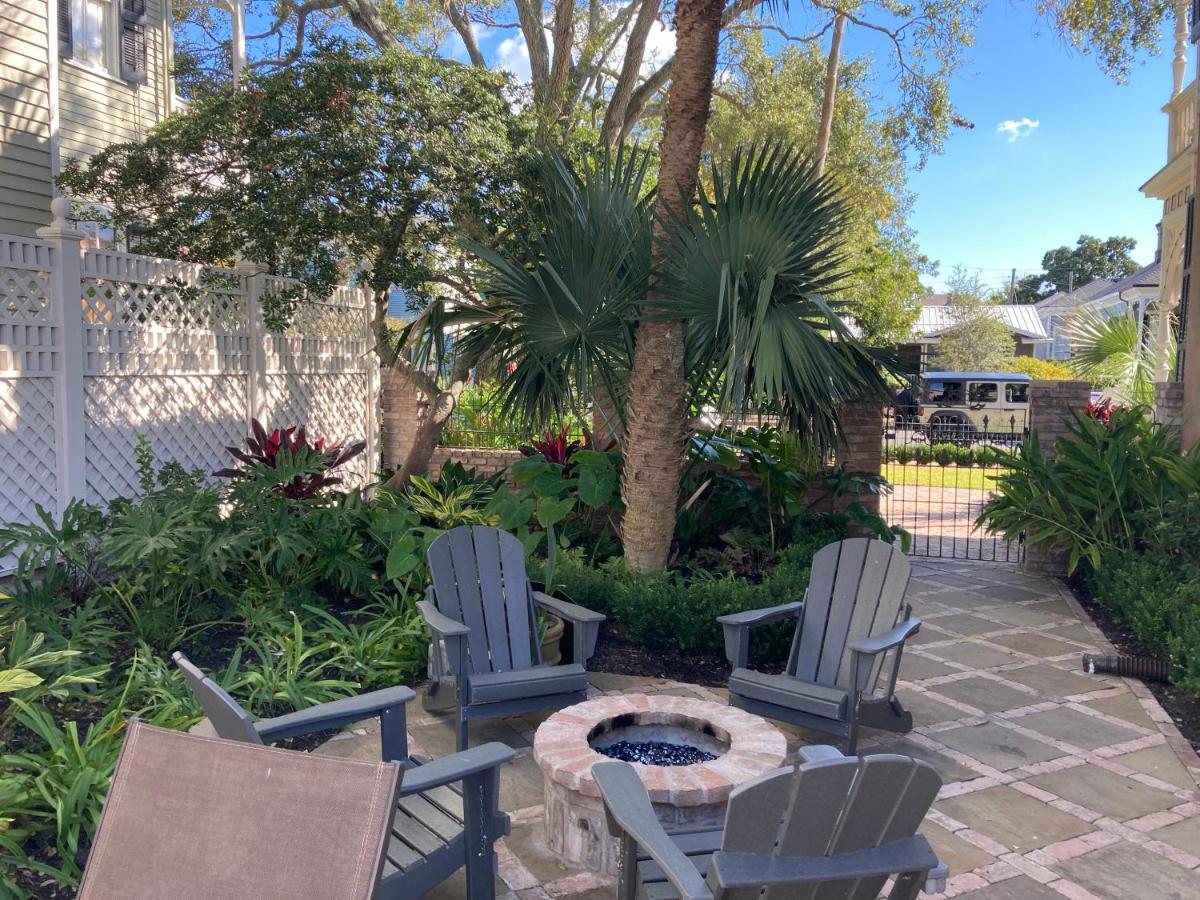 Coppersmith Inn Bed And Breakfast Galveston Exterior photo