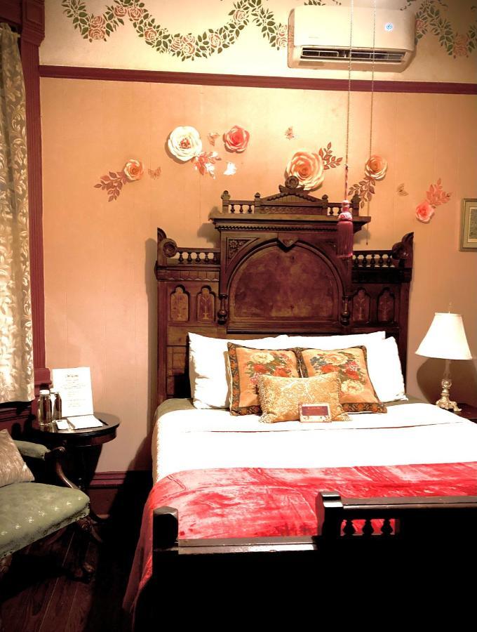 Coppersmith Inn Bed And Breakfast Galveston Exterior photo