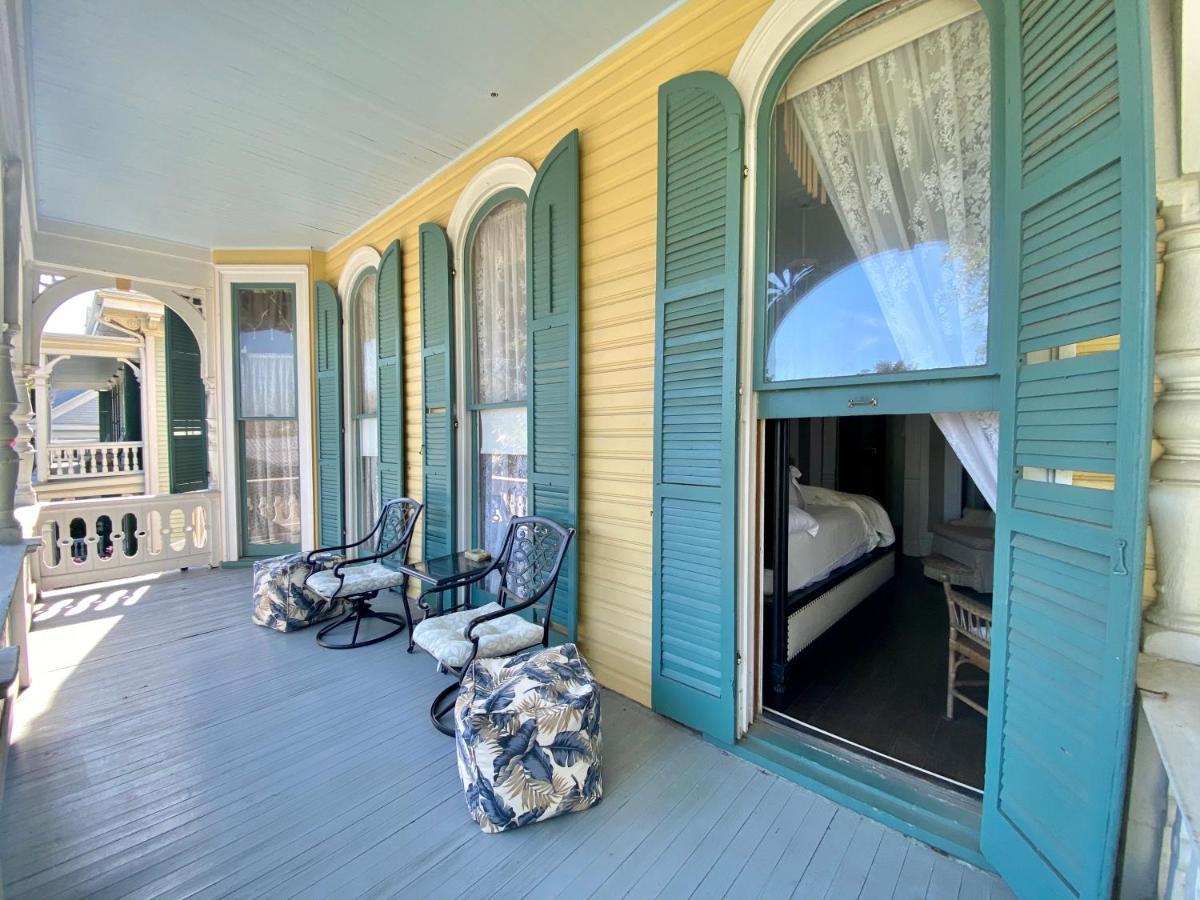 Coppersmith Inn Bed And Breakfast Galveston Exterior photo